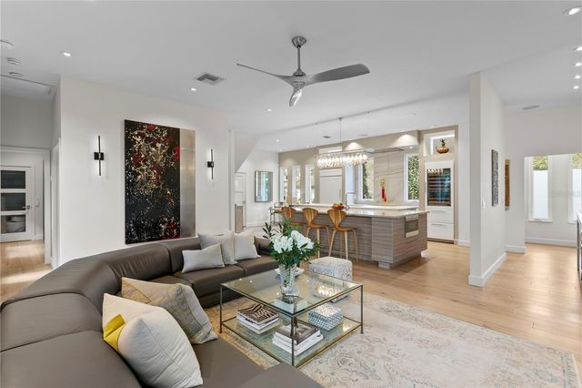 616 MARMORA AVENUE, Tampa, FL 33606