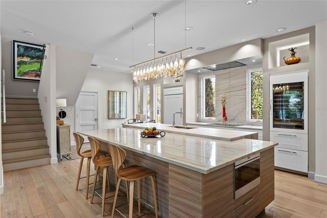 616 MARMORA AVENUE, Tampa, FL 33606