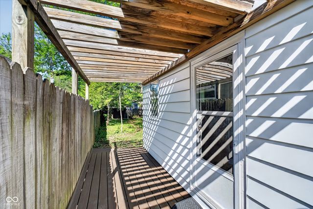 5218 Kingsley Drive, Indianapolis, IN 46220