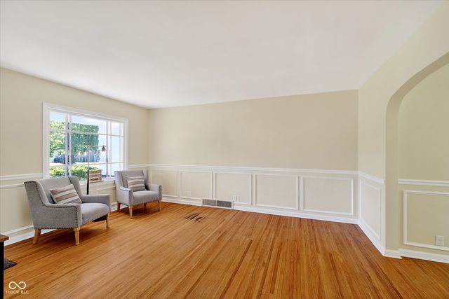 5218 Kingsley Drive, Indianapolis, IN 46220