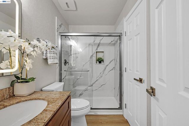3279 Santa Barbara Ct, Union City, CA 94587
