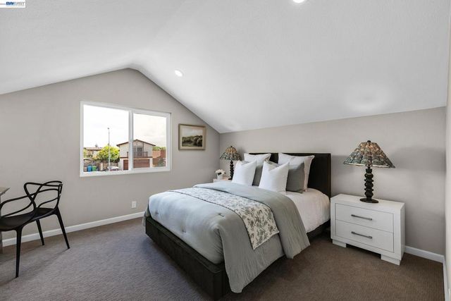 3279 Santa Barbara Ct, Union City, CA 94587