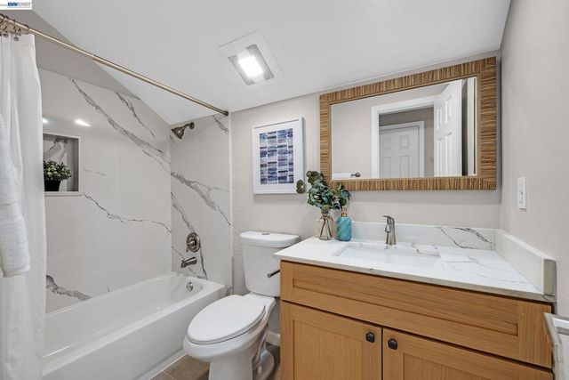 3279 Santa Barbara Ct, Union City, CA 94587