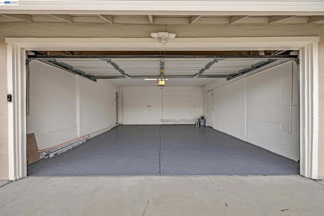 3279 Santa Barbara Ct, Union City, CA 94587