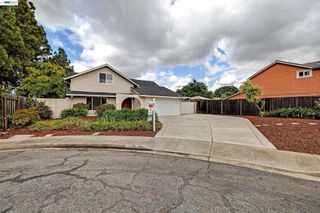 3279 Santa Barbara Ct, Union City, CA 94587