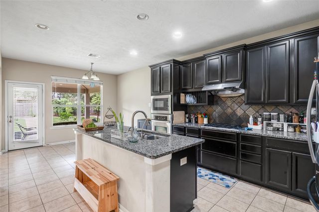6819 Lavington Way, Sugar Land, TX 77479