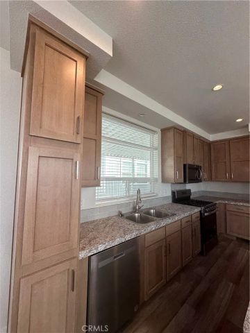 3444 Center Street 12, Riverside, CA 92501