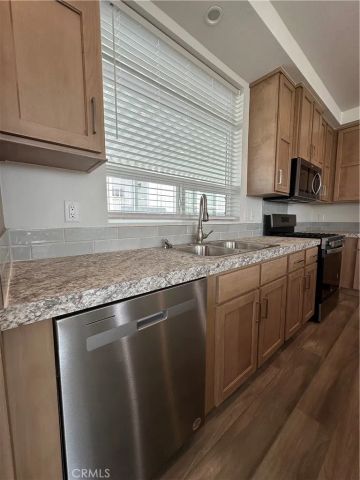 3444 Center Street 12, Riverside, CA 92501