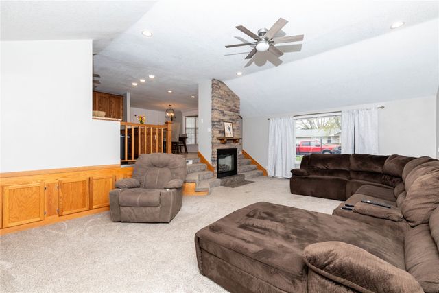 617 Roosevelt Street, Polk City, IA 50226