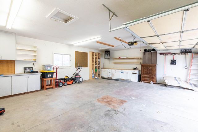 617 Roosevelt Street, Polk City, IA 50226