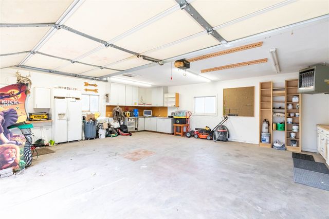 617 Roosevelt Street, Polk City, IA 50226