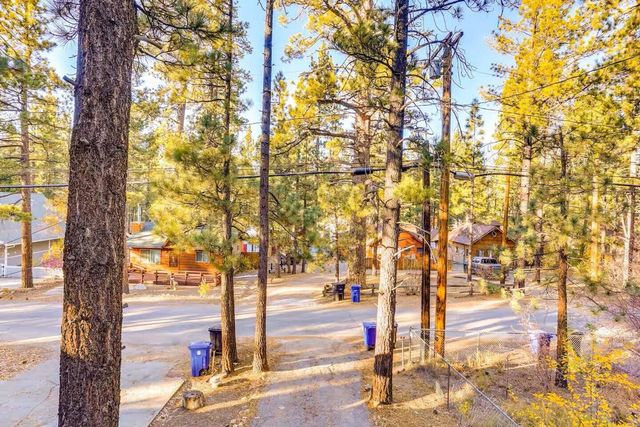 524 W Rainbow Boulevard, Big Bear, CA 92314