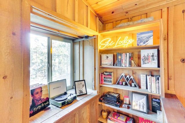 524 W Rainbow Boulevard, Big Bear, CA 92314