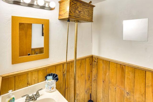 524 W Rainbow Boulevard, Big Bear, CA 92314