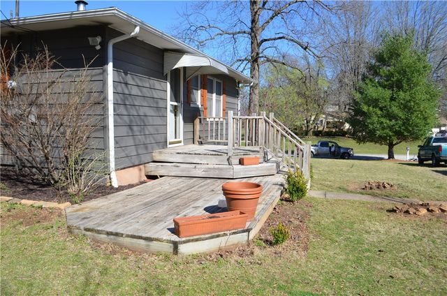 100 Martin Drive, Harrison, AR 72601