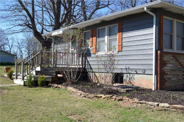 100 Martin Drive, Harrison, AR 72601