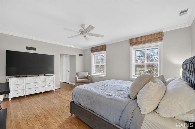 23 Rio Vista Drive, Ladue, MO 63124