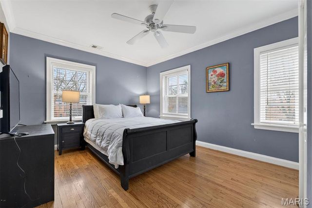 23 Rio Vista Drive, Ladue, MO 63124