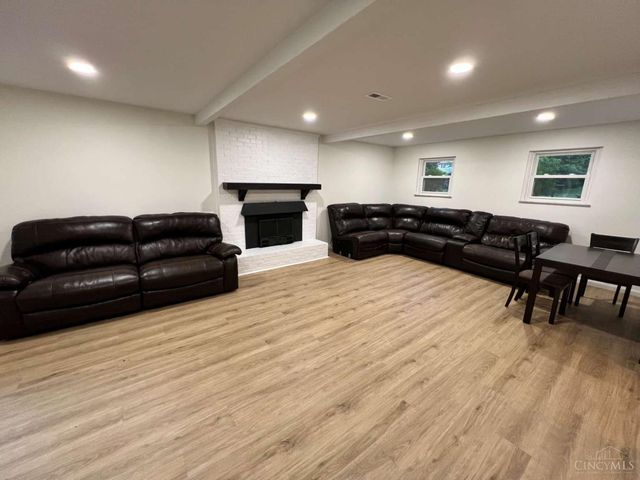 10994 Timberwood Lane, Sharonville, OH 45241