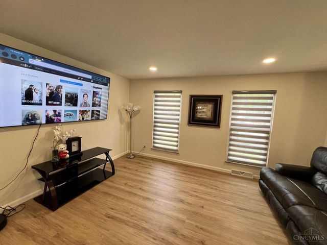 10994 Timberwood Lane, Sharonville, OH 45241