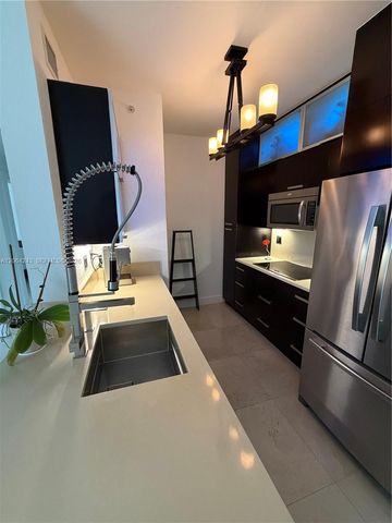 6001 SW 70th Street 445, South Miami, FL 33143