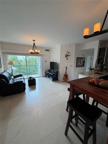 6001 SW 70th Street 445, South Miami, FL 33143