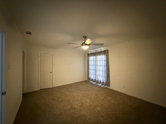 9702 Amberton Parkway, Dallas, TX 75243