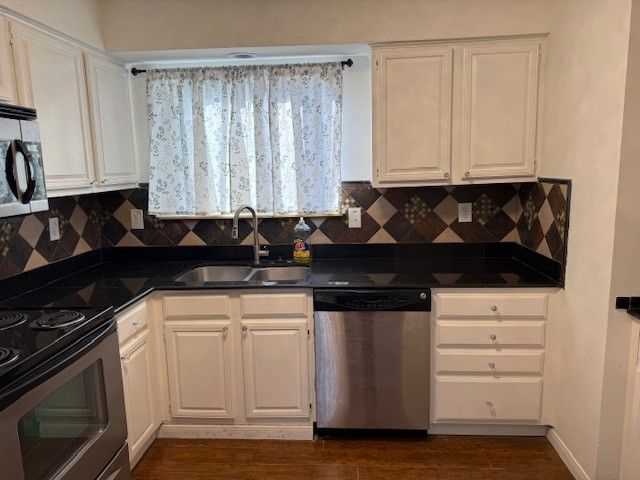 9702 Amberton Parkway, Dallas, TX 75243