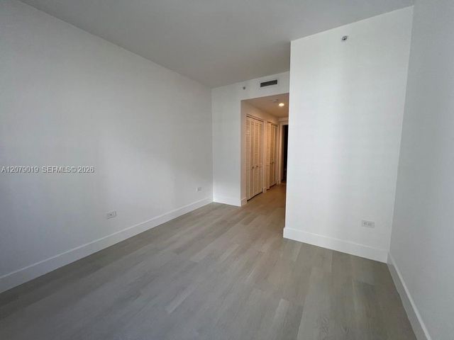 801 Brickell Key Boulevard 1204, Miami, FL 33131