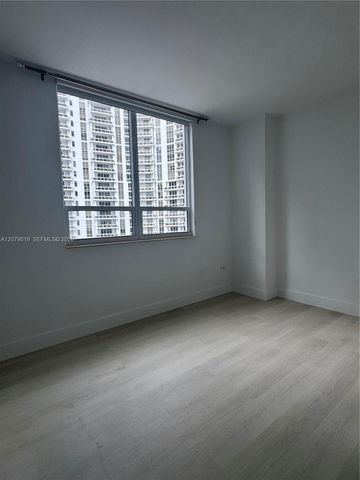 801 Brickell Key Boulevard 1204, Miami, FL 33131