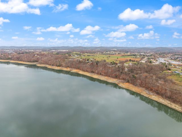 275 Old Waitsboro Road, Bronston, KY 42518