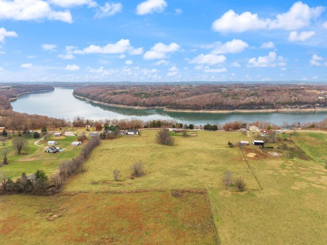 275 Old Waitsboro Road, Bronston, KY 42518