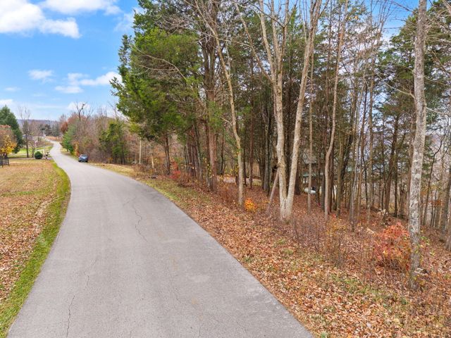 275 Old Waitsboro Road, Bronston, KY 42518