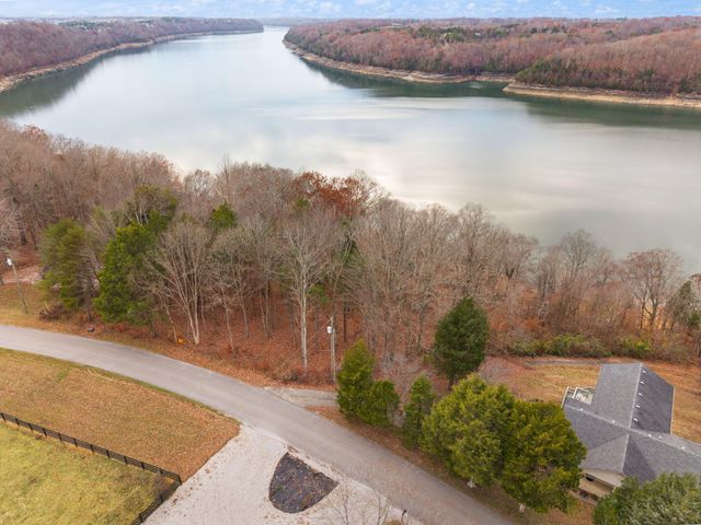 275 Old Waitsboro Road, Bronston, KY 42518