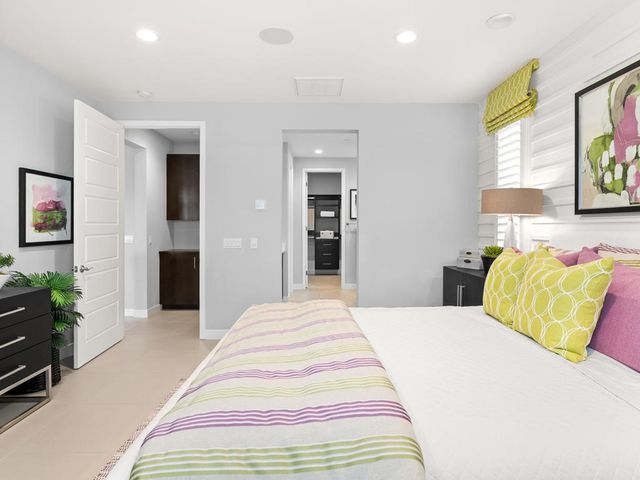 73354 Warhol Lane, Palm Desert, CA 92211