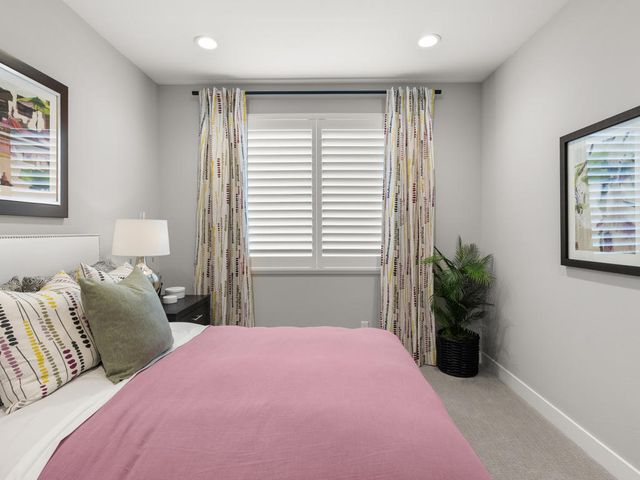 73354 Warhol Lane, Palm Desert, CA 92211