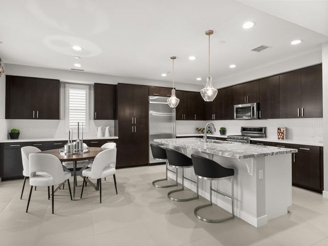 73354 Warhol Lane, Palm Desert, CA 92211