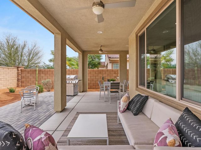 73354 Warhol Lane, Palm Desert, CA 92211