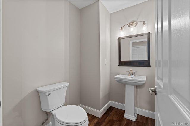 25638 McCrory Lane, Lyon Charter Township, MI 48178