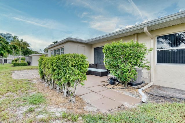 8751 Chevy Chase Drive 150, Boca Raton, FL 33433