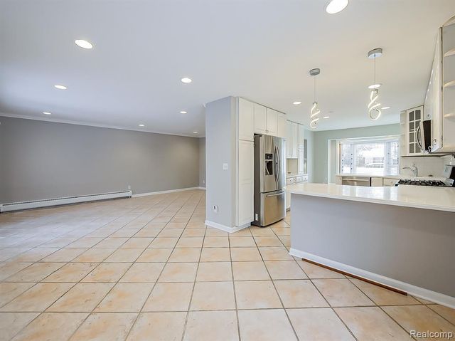 3730 Eastbourne Drive, Troy, MI 48084