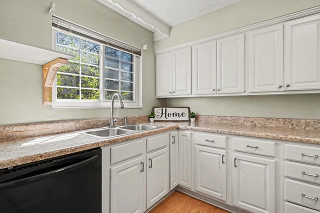 5510 Country Dr Apt 56, Nashville, TN 37211