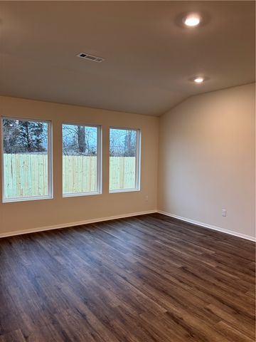 6600 NW Altus Street, Bentonville, AR 72713