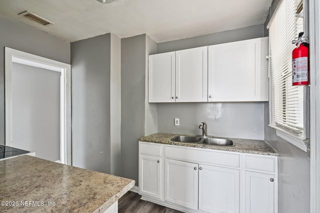 459 W 65TH Street, Jacksonville, FL 32208