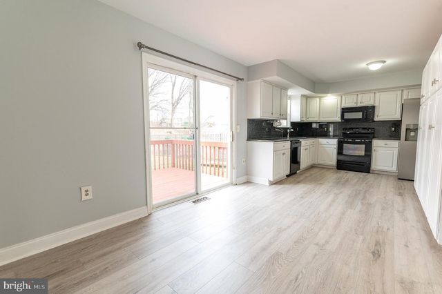 2627 TAMLYNN CT, Easton, PA 18045