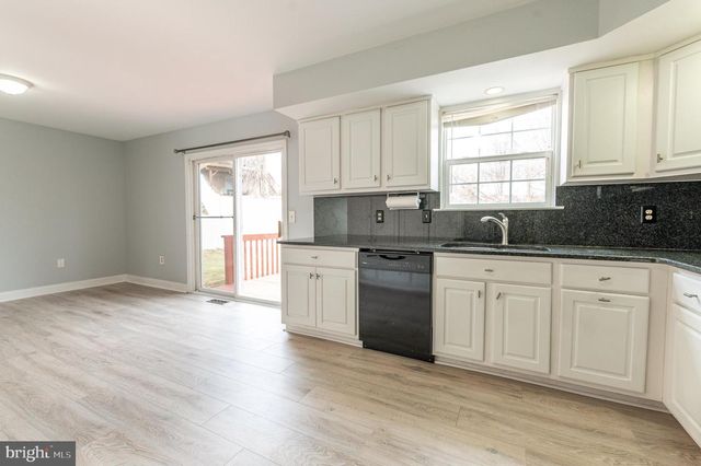 2627 TAMLYNN CT, Easton, PA 18045