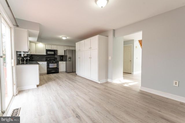 2627 TAMLYNN CT, Easton, PA 18045