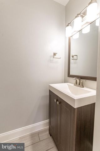 2627 TAMLYNN CT, Easton, PA 18045