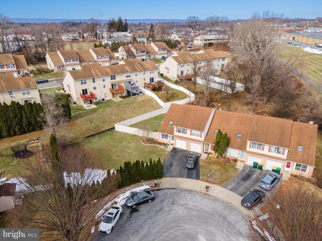 2627 TAMLYNN CT, Easton, PA 18045