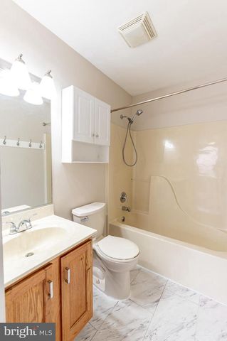 2627 TAMLYNN CT, Easton, PA 18045